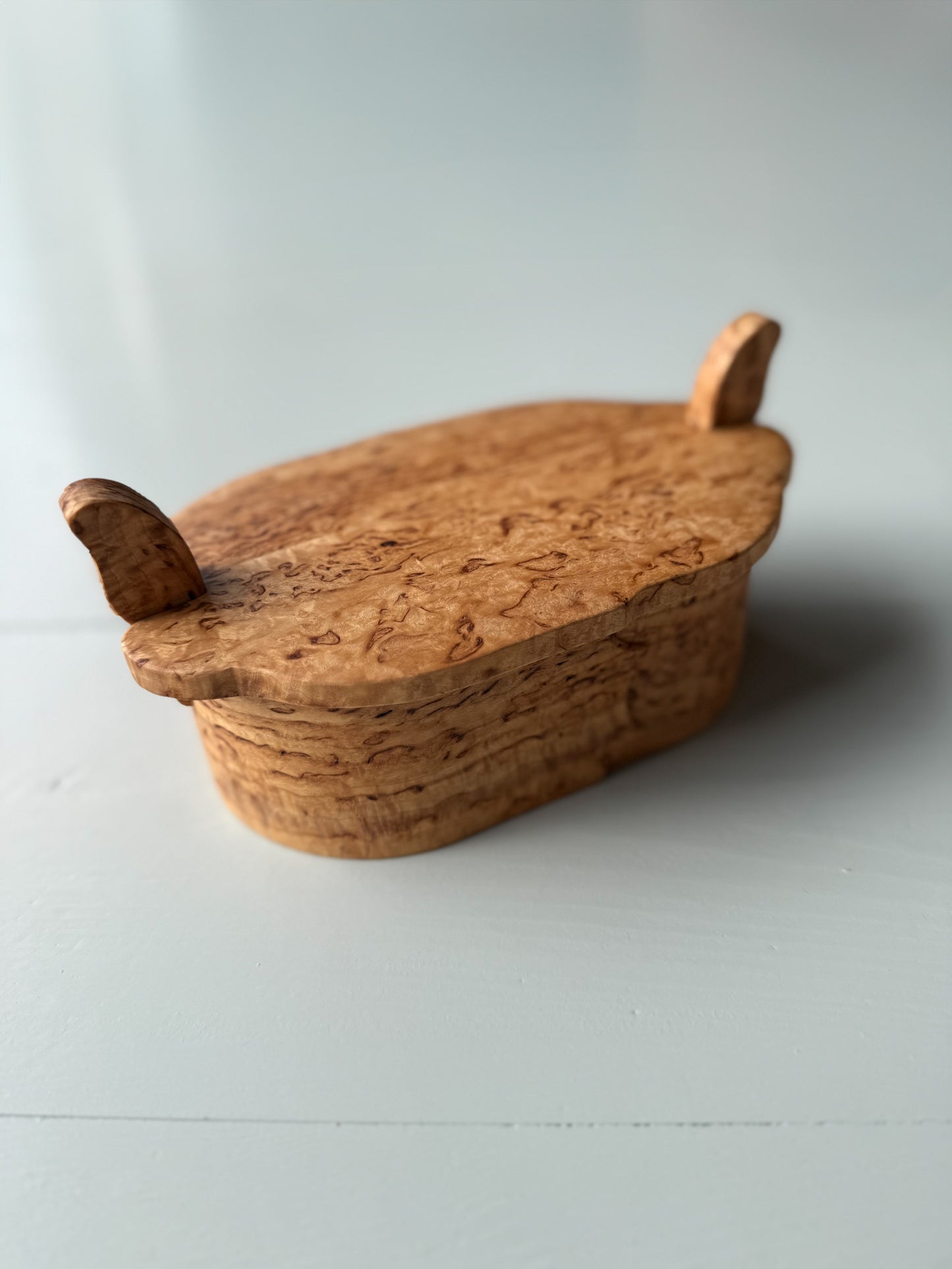 Tine håndlaget i Karelsk Bjørk