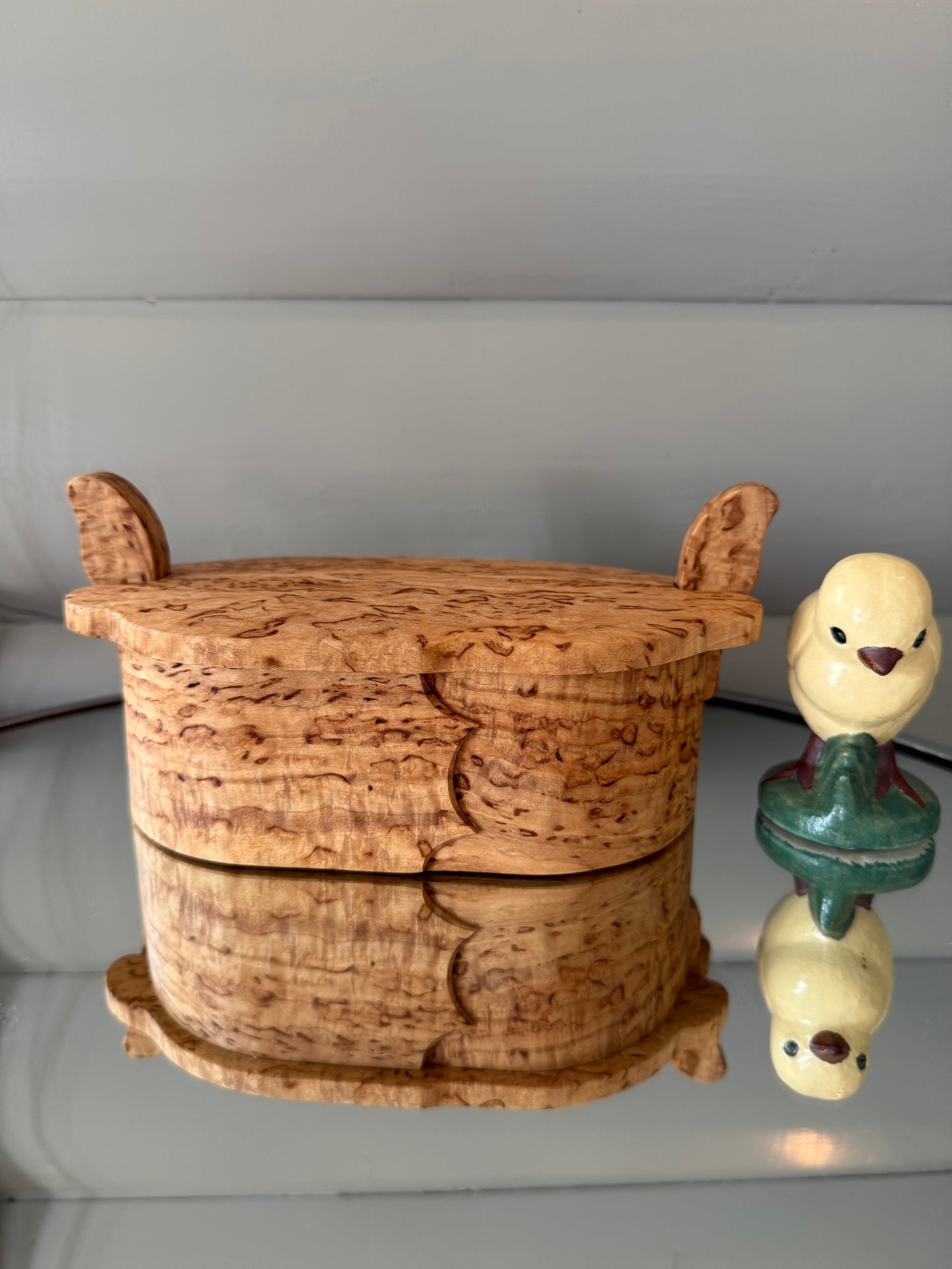 Tine håndlaget i Karelsk Bjørk