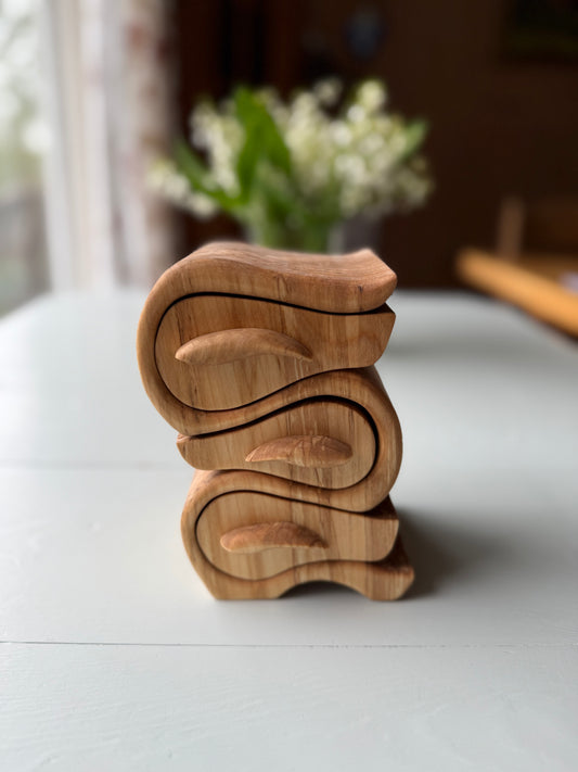 Minikommode i tre stor